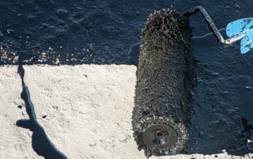 Layer Breton liquid sealant waterproofing